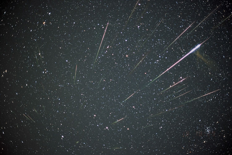 Shooting stars in May 2025